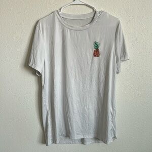 Pineapple T-shirt - Men’s Medium